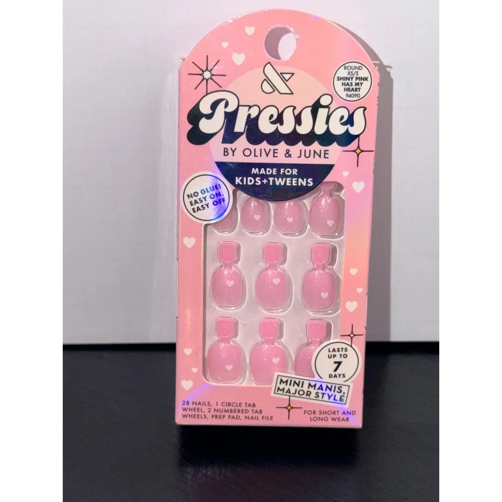 Olive & June Pressies Has My Heart Shiny Pink Heart Press-On Nails Kids 28ct
